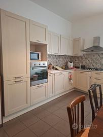 Luminoso con cucina open salone e camera Tufello