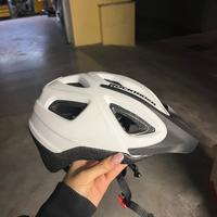 Casco rockrider taglia 53-57 cm