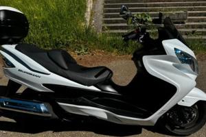 Burgman 400cc  anno  2011 