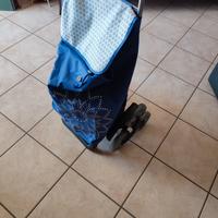 carello porta spesa per scale