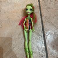 Monster High, Bambola VENUS MCFLYTRAP
