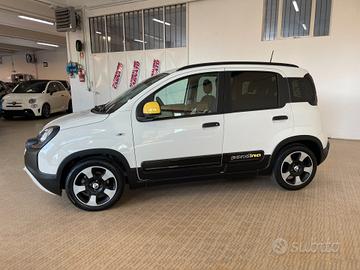 Fiat Panda Pandina 1.0 FireFly Hybrid CROSS 2025