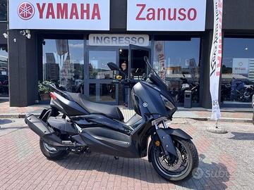Yamaha X-Max 400