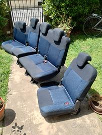 sedili posteriori Nissan evalia NV200