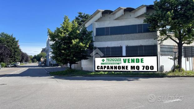 CAPANNONE A CUSANO MILANINO