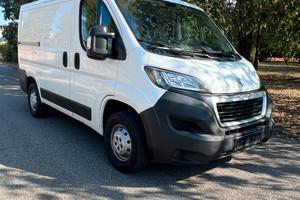 Peugeot Boxer 330 2.0 BlueHDi PC-TN Furgone