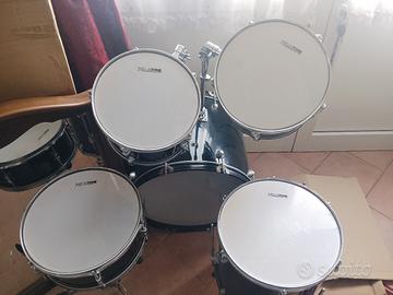 Batteria acustica Megatone