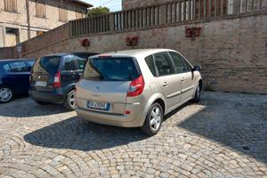 Renault Scenic II 1.5 dci