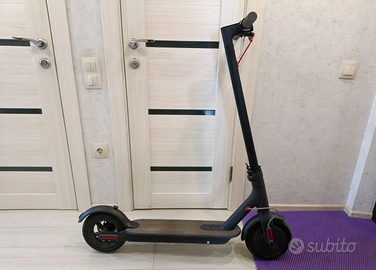 Monopattino elettrico Xiaomi M365
