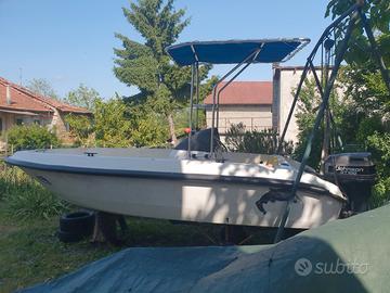 Evinrude e scafo 510 Molinari e carrello stradale