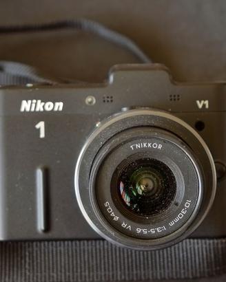 Nikon 1 V1