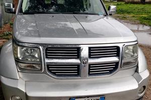 Dodge nitro 2.8 4x4