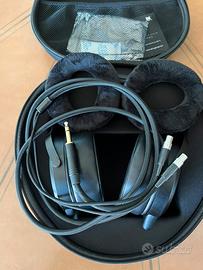 Cuffie professionali Monolith M1570