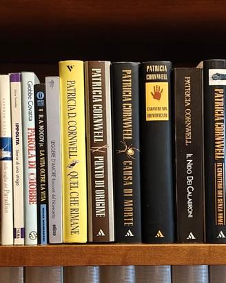 LOTTO 5 libri a scelta: gialli thriller narrativa