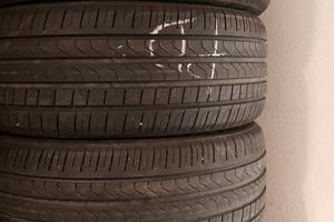 Gomme n.4 Pirelli Scorpion