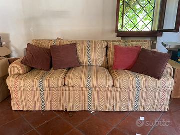 Salotto tre pezzi - 2 divani e 1 poltrona