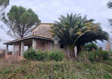 CASA INDIPENDENTE A CANNARA