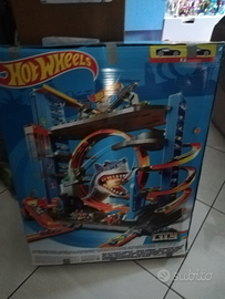 Garage pista bici moto elettrica seggiolino