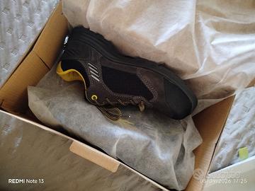 Scarpe antinfortunistiche nuove 