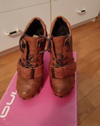 Scarpa / stivaletto in pelle