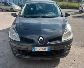 Renault clio 1.5 diesel anno 2006