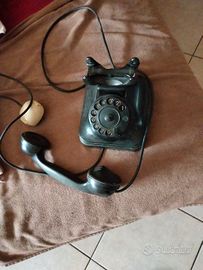 Telefono di epoca
