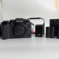 Fujifilm X-T4 pari al nuovo - 5.800 scatti + Lenti