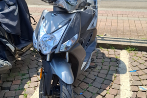 Kymco agility 200cc solo 6021 km del 2024