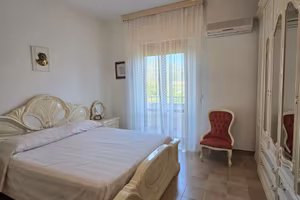 APPARTAMENTO CON POSTO AUTO A CAPO D'ORLANDO