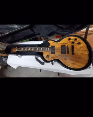 chitarra M.J.Douglas Wilkinson natural