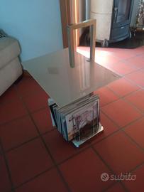 Tavolino e portariviste