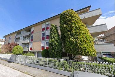 Appartamento di 164 m² con più di 5 locali e box a