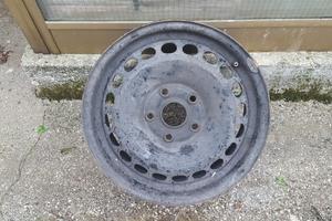 Cerchi in ferro da 15 AudiA4 prima e seconda serie