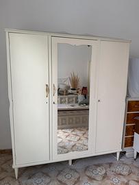 Armadio vintage shabby chic restaurato 163x190
