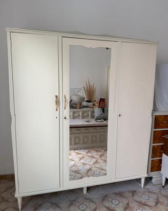 Armadio vintage shabby chic restaurato 163x190