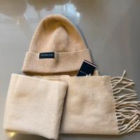 ✨ Set cuffia e sciarpa Tommy Hilfiger