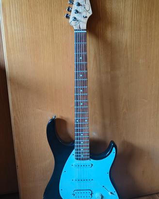 Peavy Raptor chitarra elettrica e amplificatore