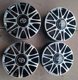 Cerchi Lega Toyota New Aygo 4,5 X 15 ET 35 4 X 100