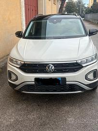 Volkswagen T-Roc 1.0 tsi Life 110cv