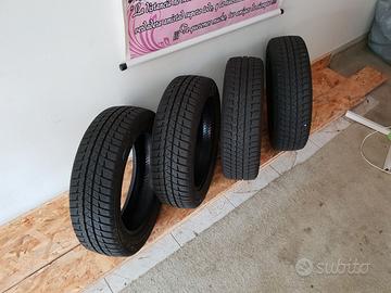 Gomme per Auto Toyota AIGO