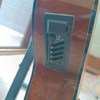 chitarra classica amplificabile