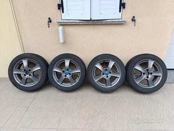 Cerchi in lega 15" per Fiat 500 + gomme invernali 