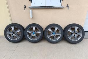 Cerchi in lega 15" per Fiat 500 + gomme invernali 