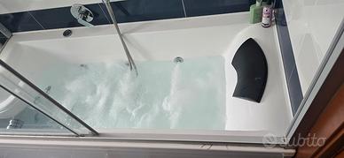 Idromassaggio Vasca  con Box Doccia
