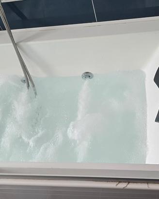Idromassaggio Vasca  con Box Doccia