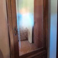 Armadio in noce vintage