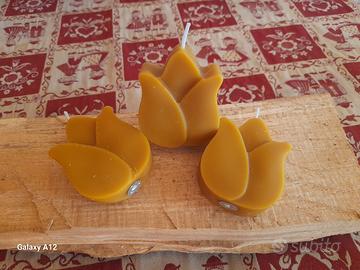 3 candele a forma di tulipano in pura cera d'ape