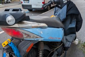 KYMCO AGILITY 125 + ACCESSORI