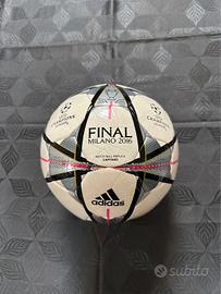 Pallone da calcio Adidas Milano 2016