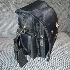 Borsello uomo colore nero 